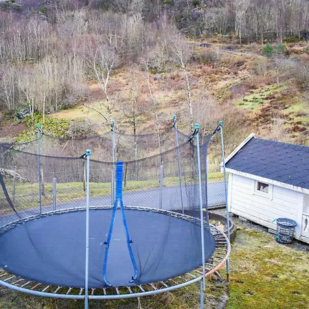 Cozy In Etne With Wifi Kyrping